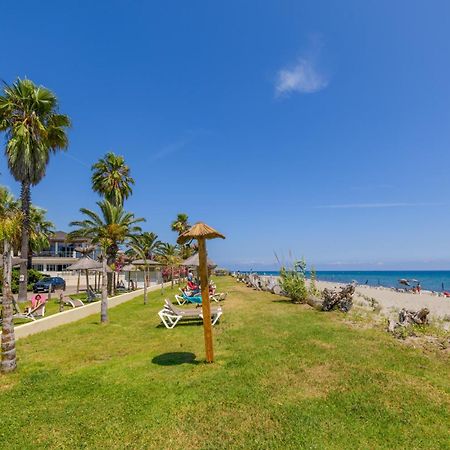 Residence San Pellegrino Folelli Екстериор снимка