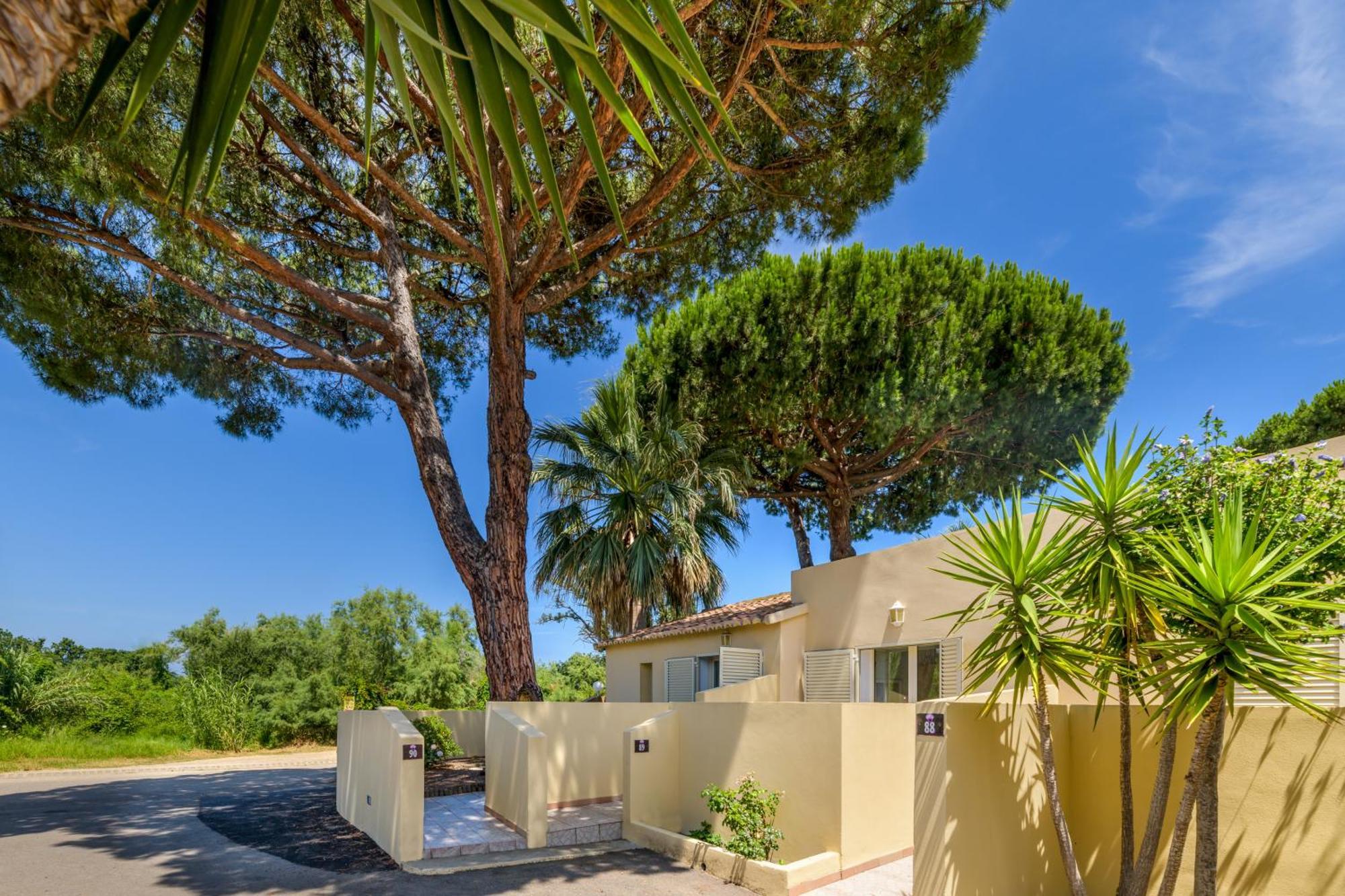 Residence San Pellegrino Folelli Екстериор снимка