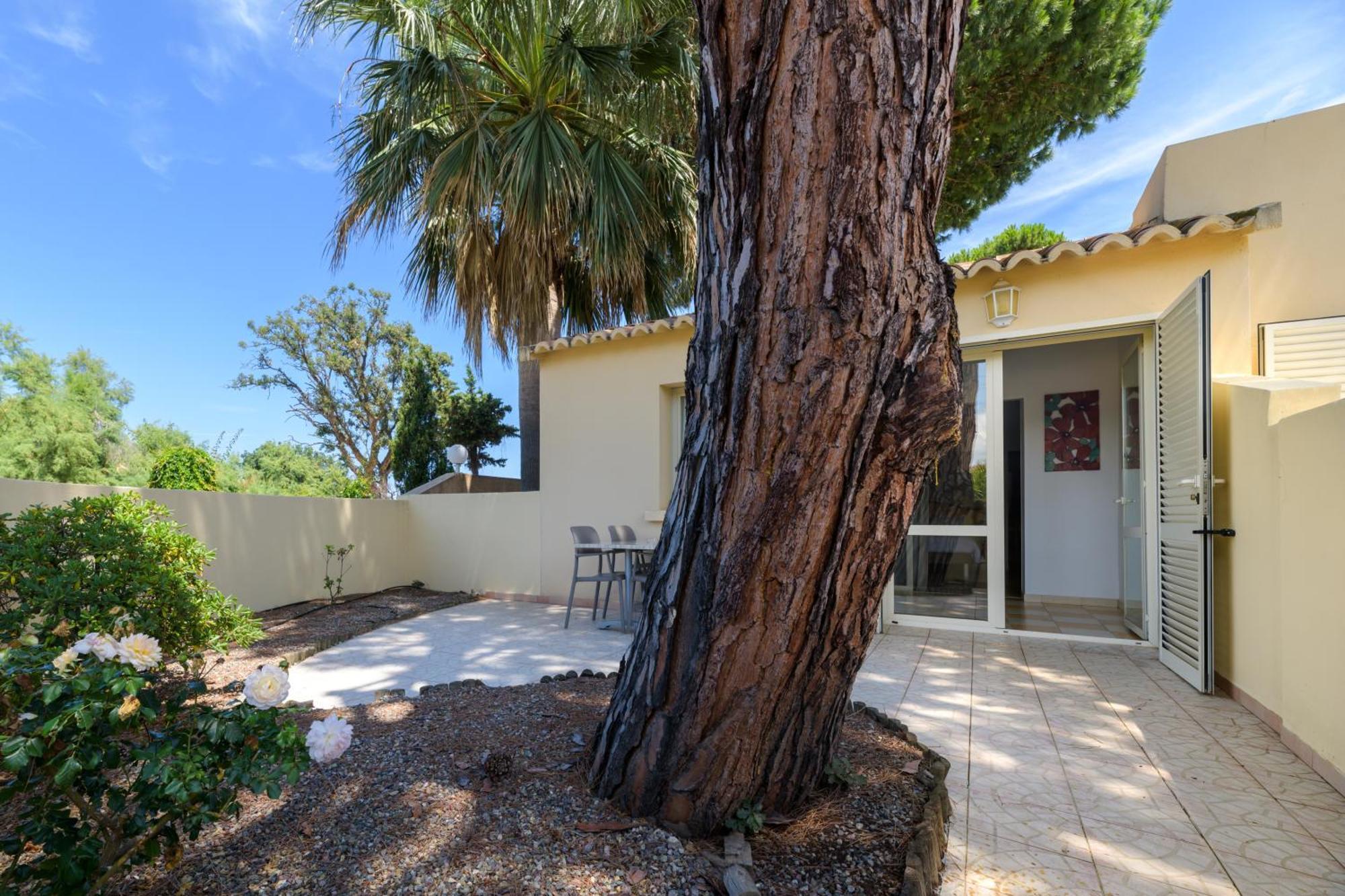 Residence San Pellegrino Folelli Екстериор снимка