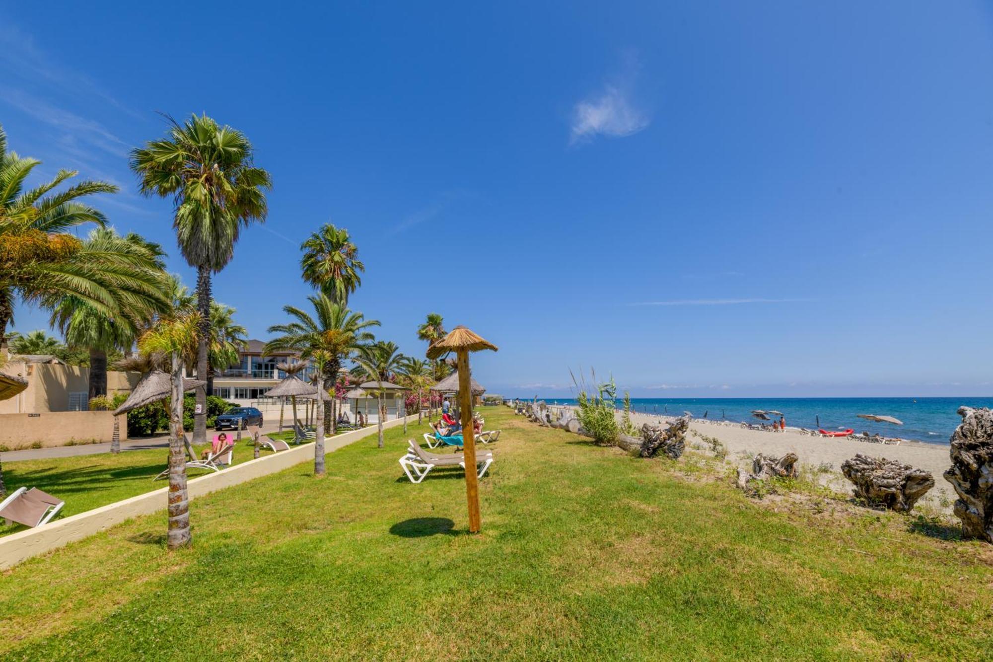 Residence San Pellegrino Folelli Екстериор снимка