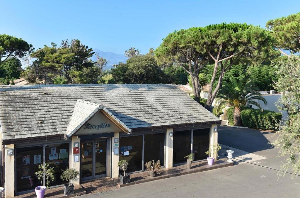 Residence San Pellegrino Folelli Екстериор снимка