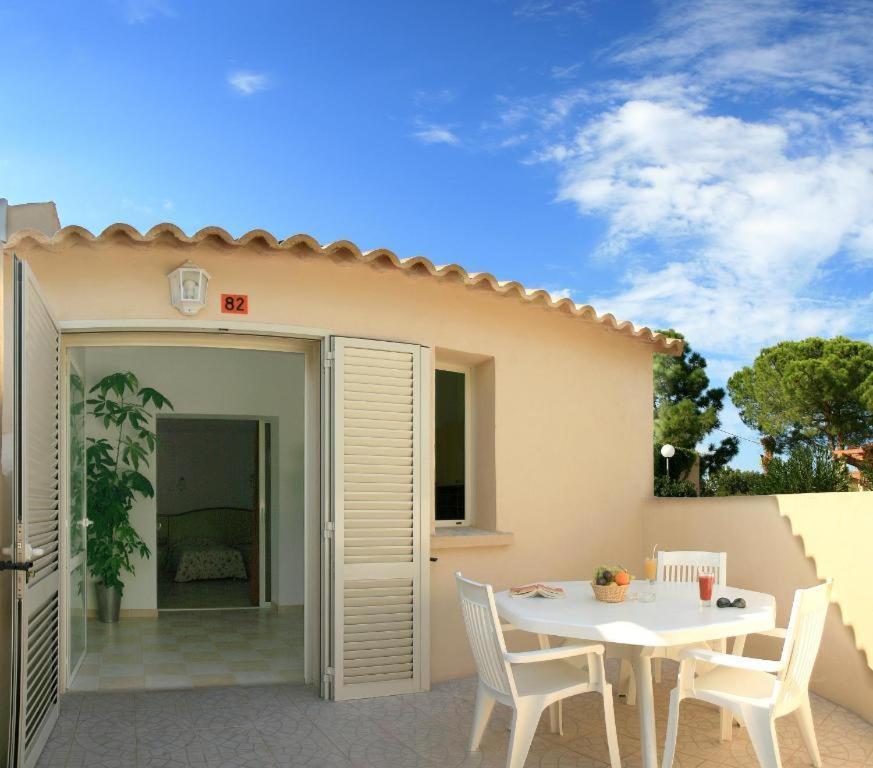 Residence San Pellegrino Folelli Екстериор снимка